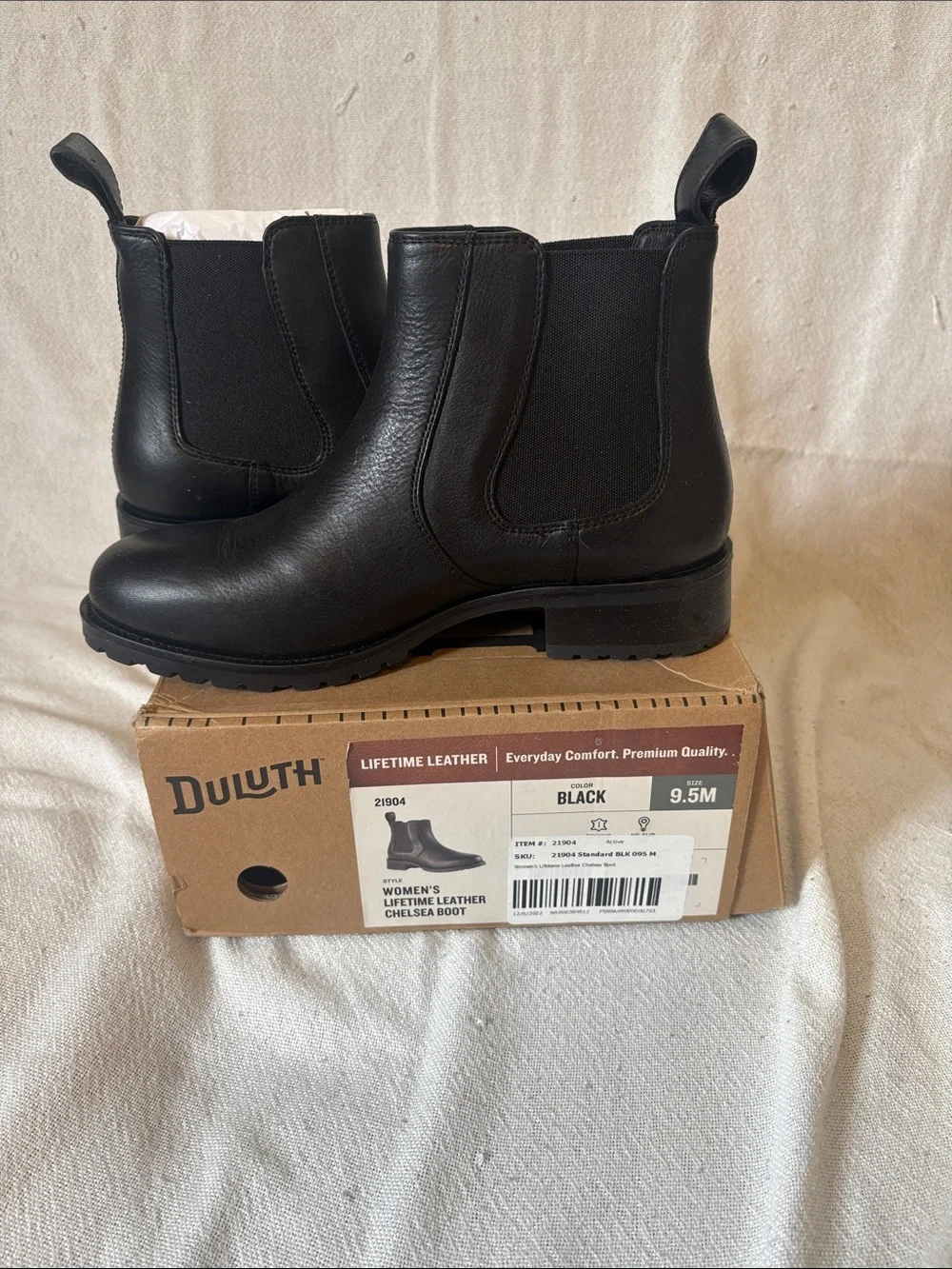 Duluth Trading Co Black Leather Chelsea Ankle Boots
